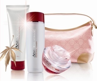 雅芳新活賦能系列 專利科技引領(lǐng)秋季駐顏修護(hù)新風(fēng)尚